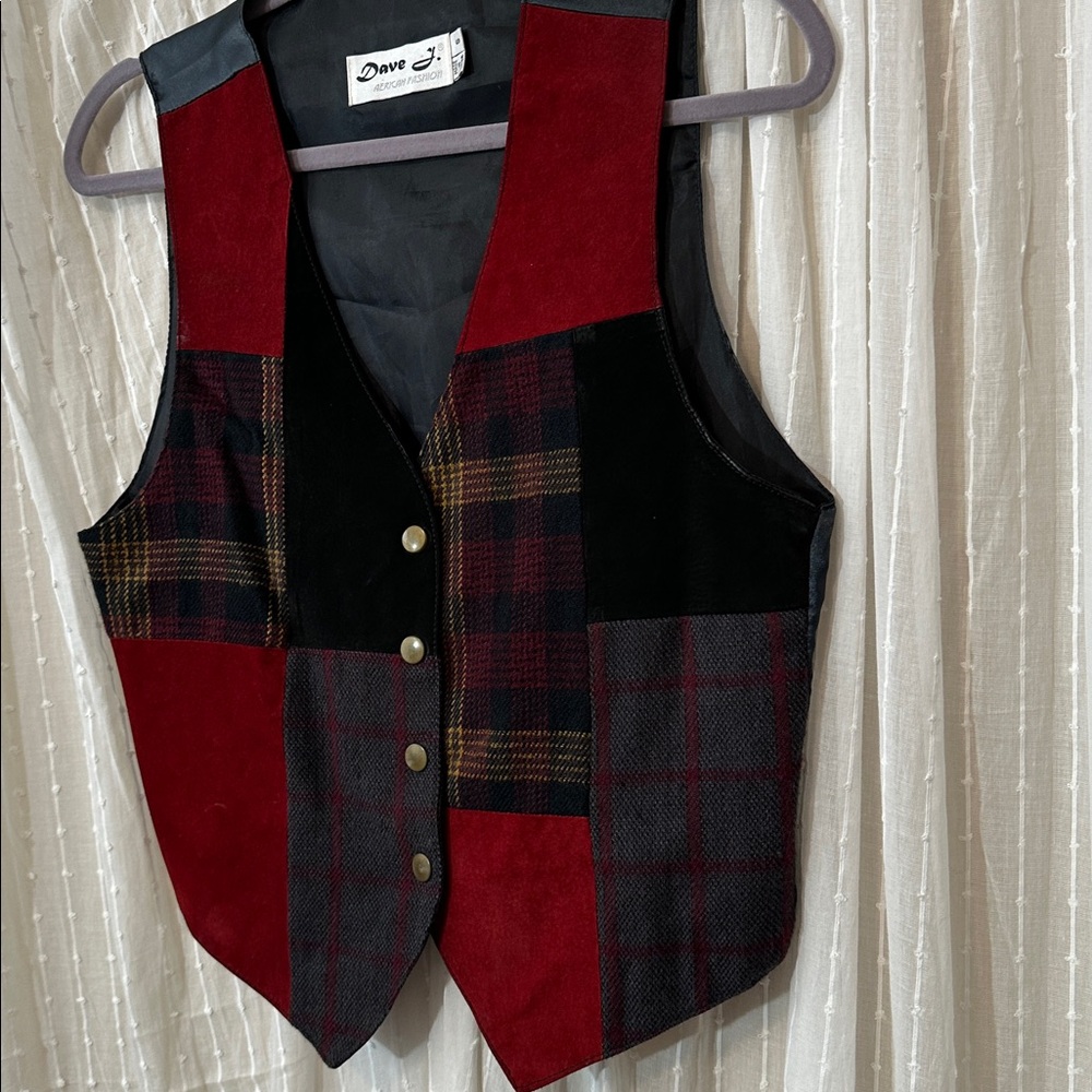 Patchwork Vest With Plaid And Solid Patterns - image 5
